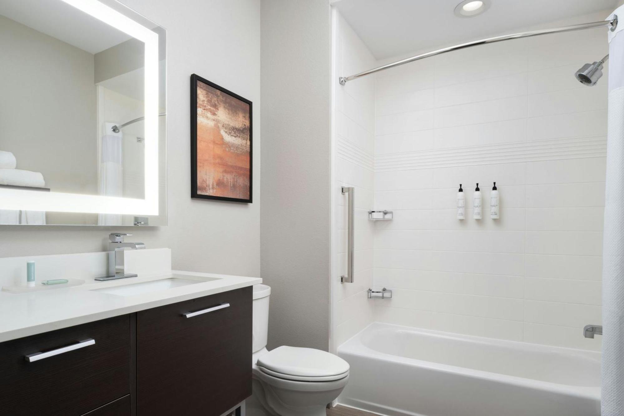 Towneplace Suites By Marriott Houston Hobby Airport Extérieur photo