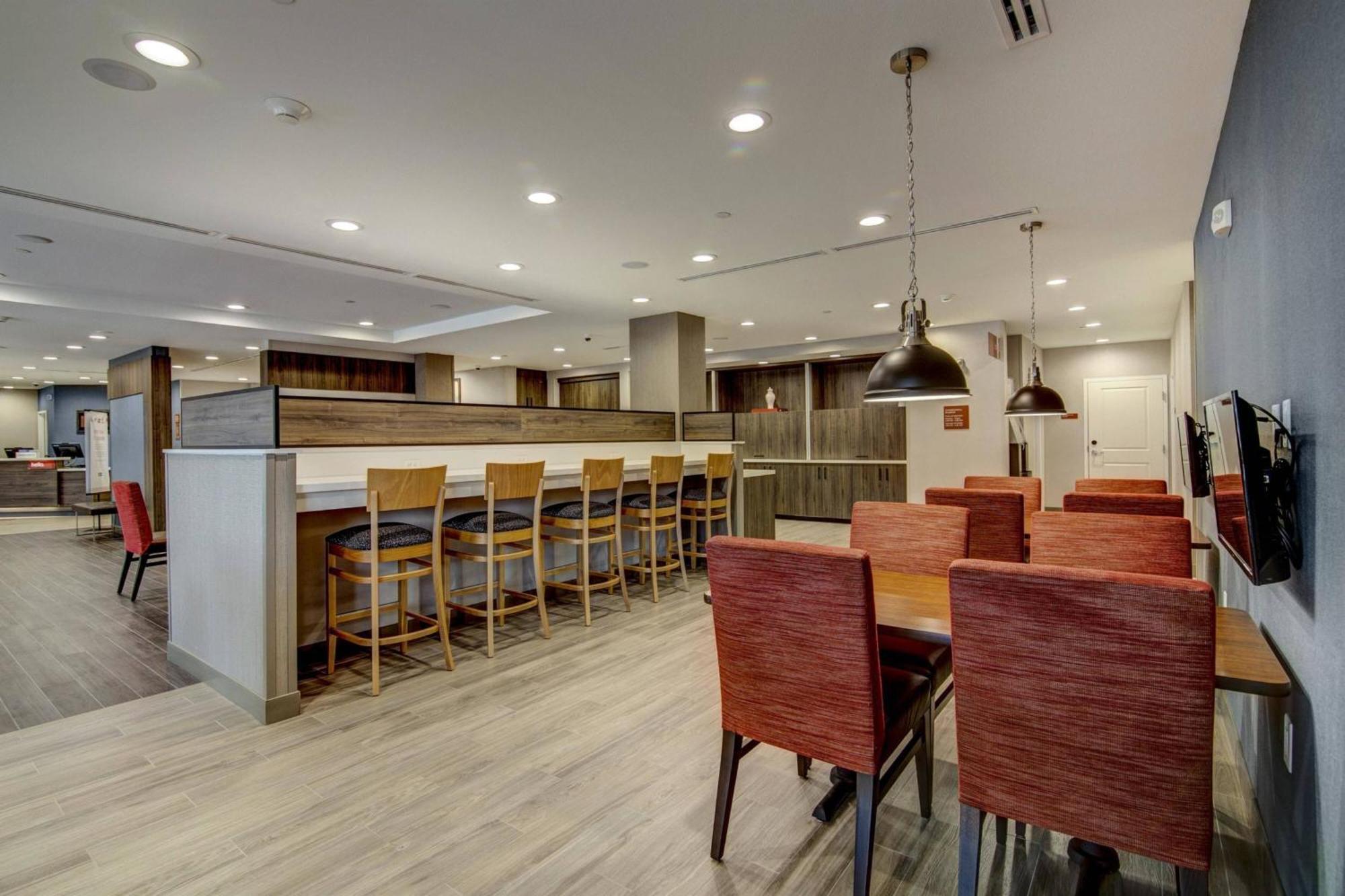 Towneplace Suites By Marriott Houston Hobby Airport Extérieur photo