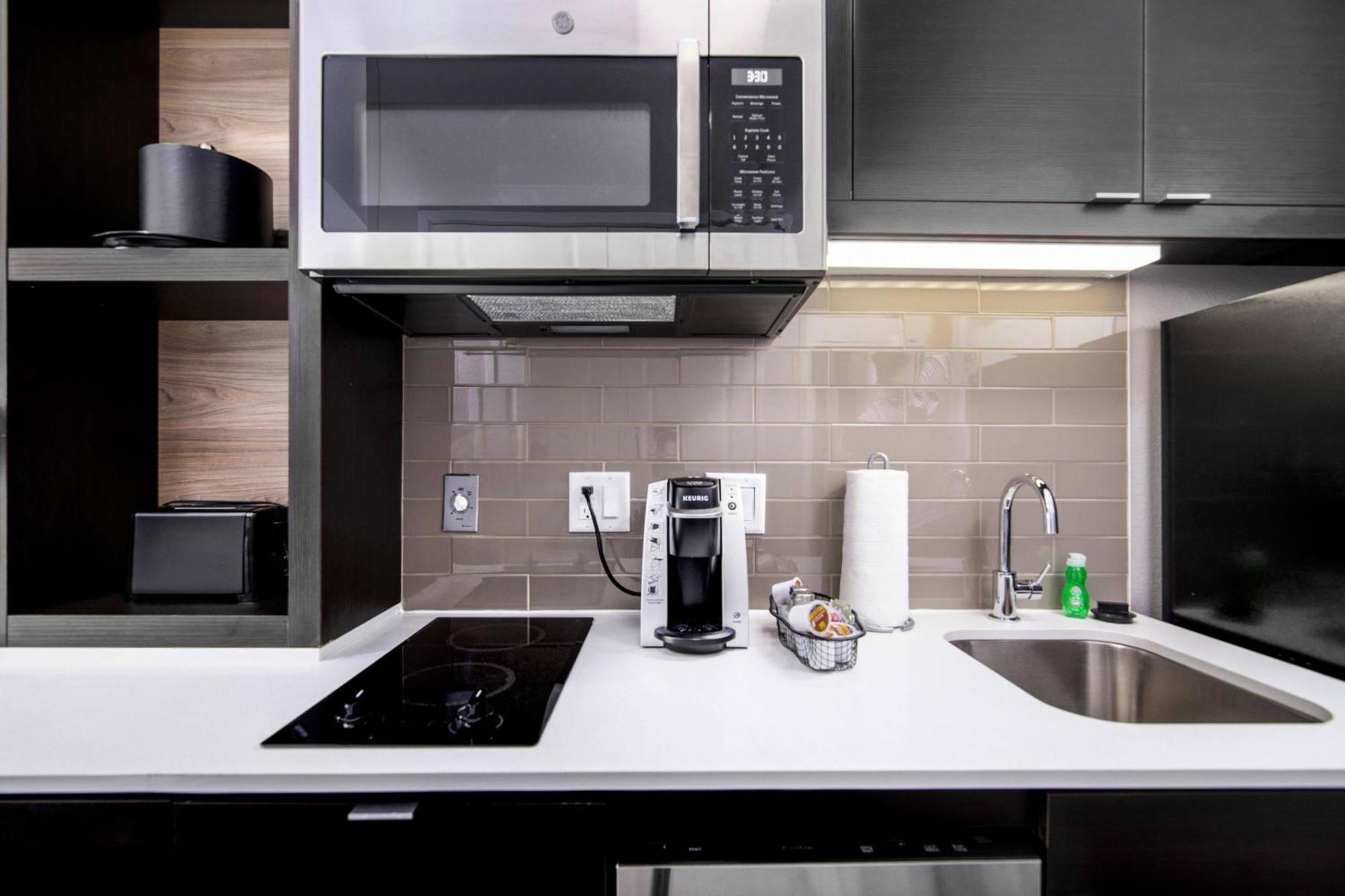 Towneplace Suites By Marriott Houston Hobby Airport Extérieur photo