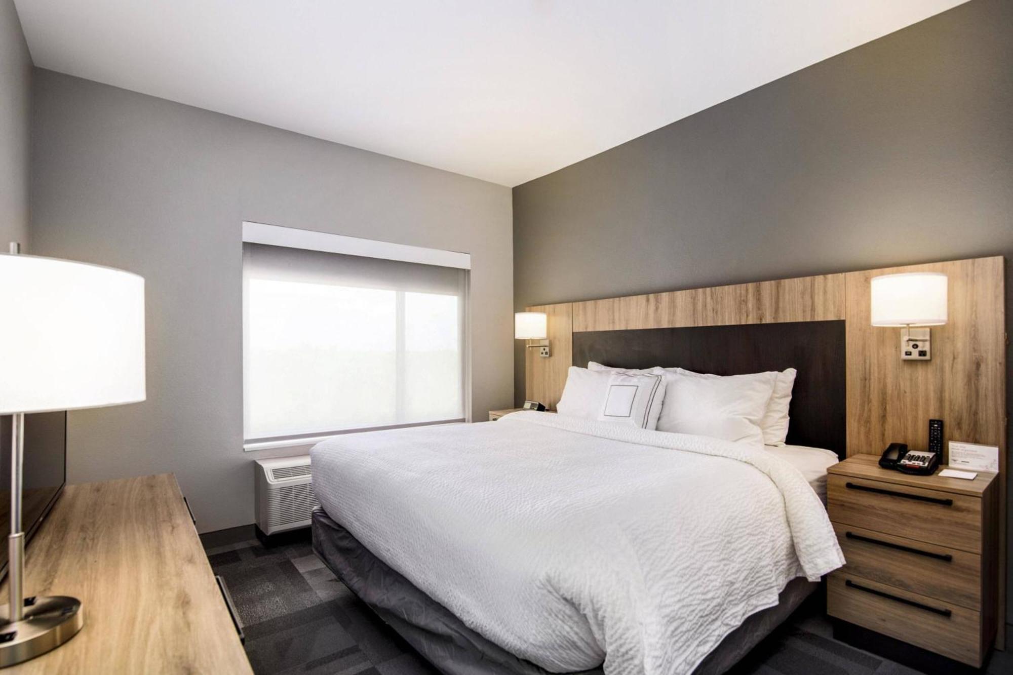 Towneplace Suites By Marriott Houston Hobby Airport Extérieur photo