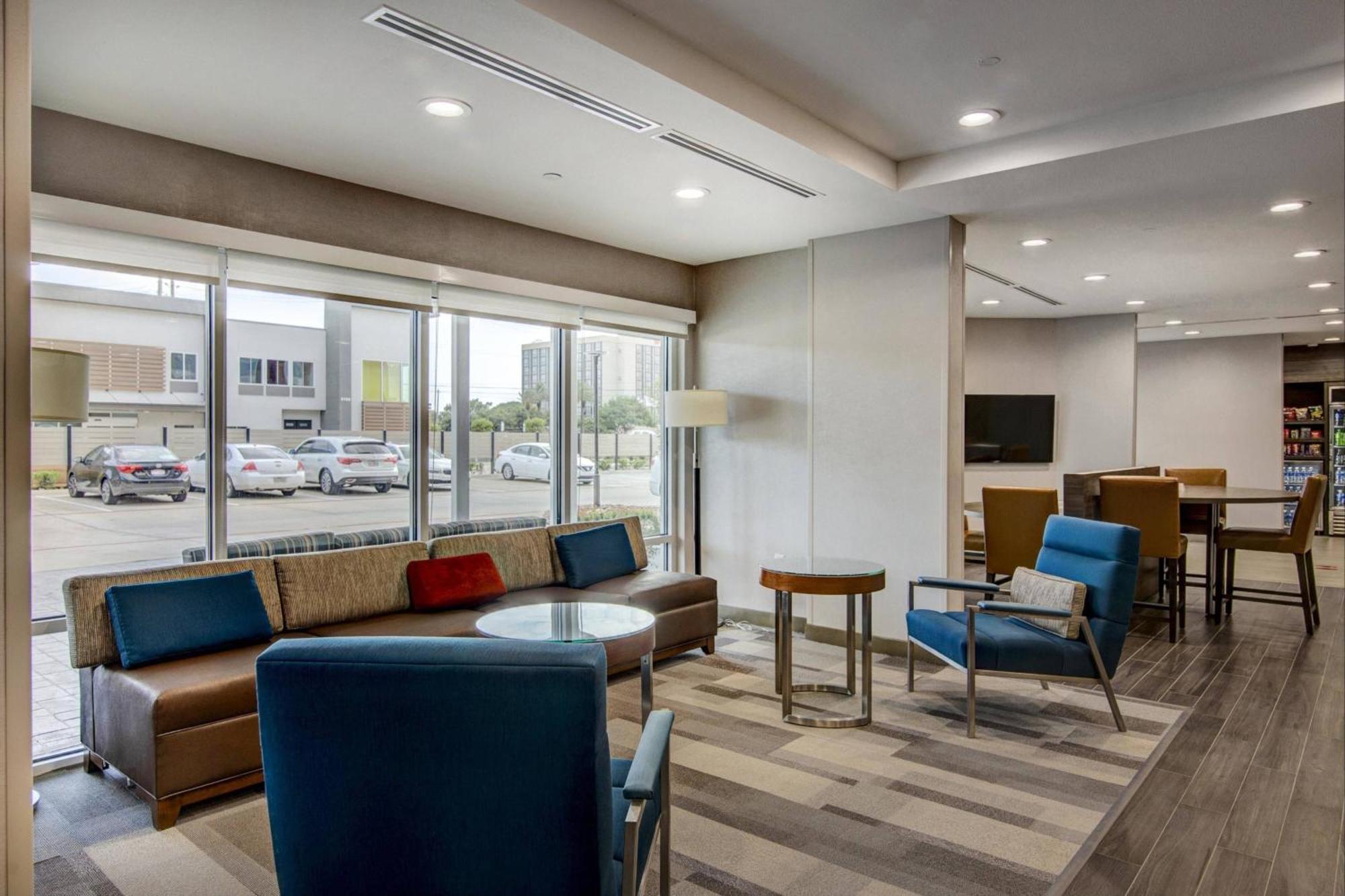 Towneplace Suites By Marriott Houston Hobby Airport Extérieur photo